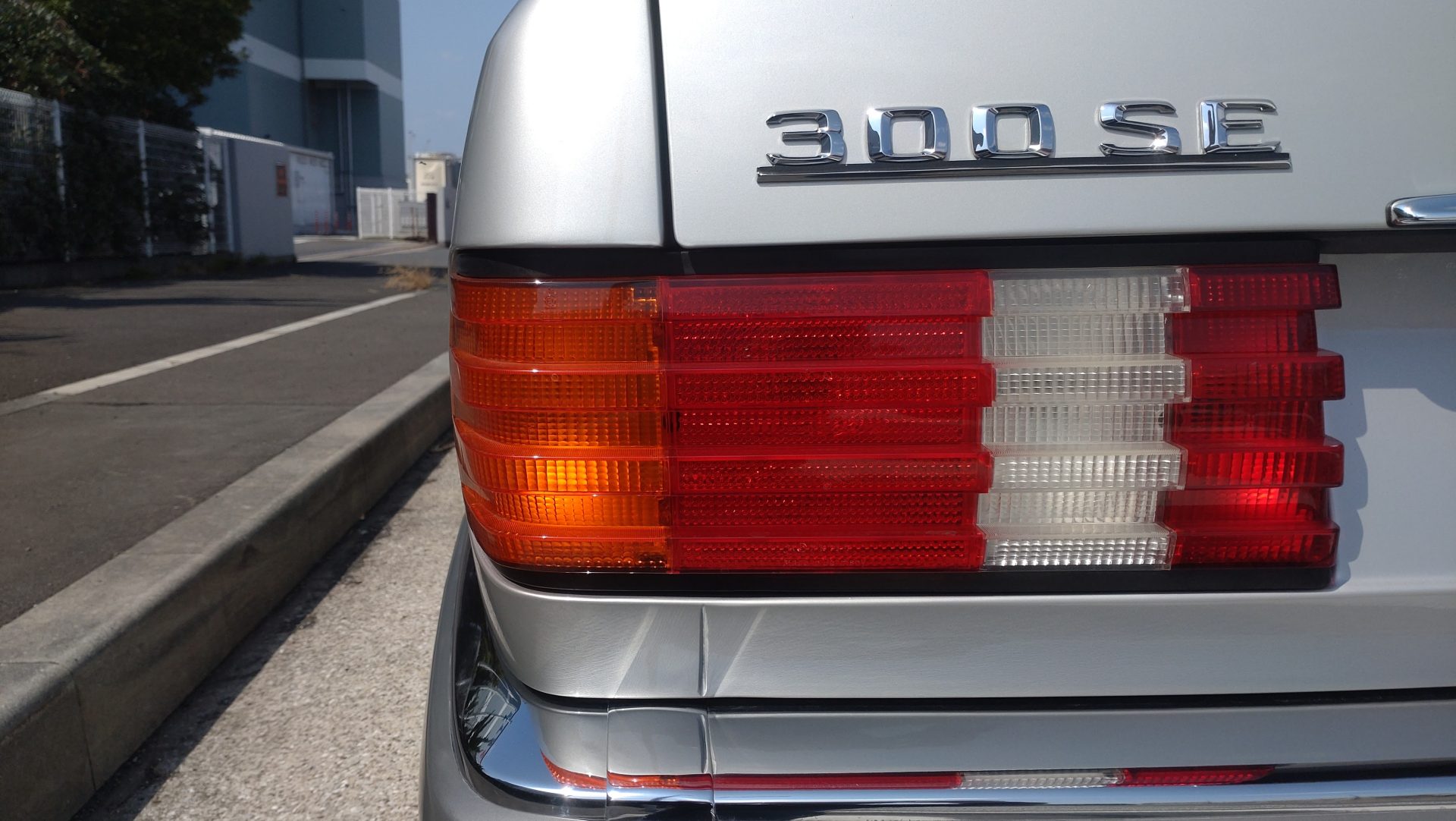 メルセデス・ベンツ W126（300SE）：2度目の車検。ついにやってきた大物故障！？
