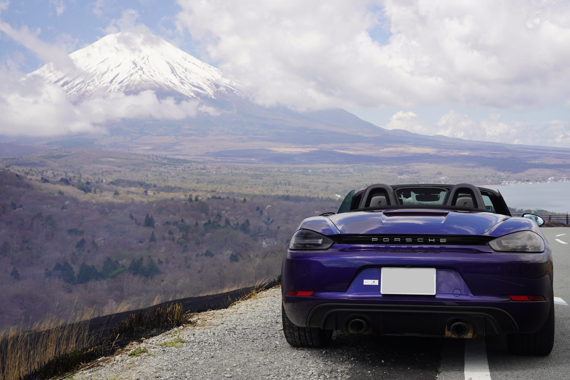 【ドライブ】ポルシェ 718ボクスターで桜の咲く富士五湖へ