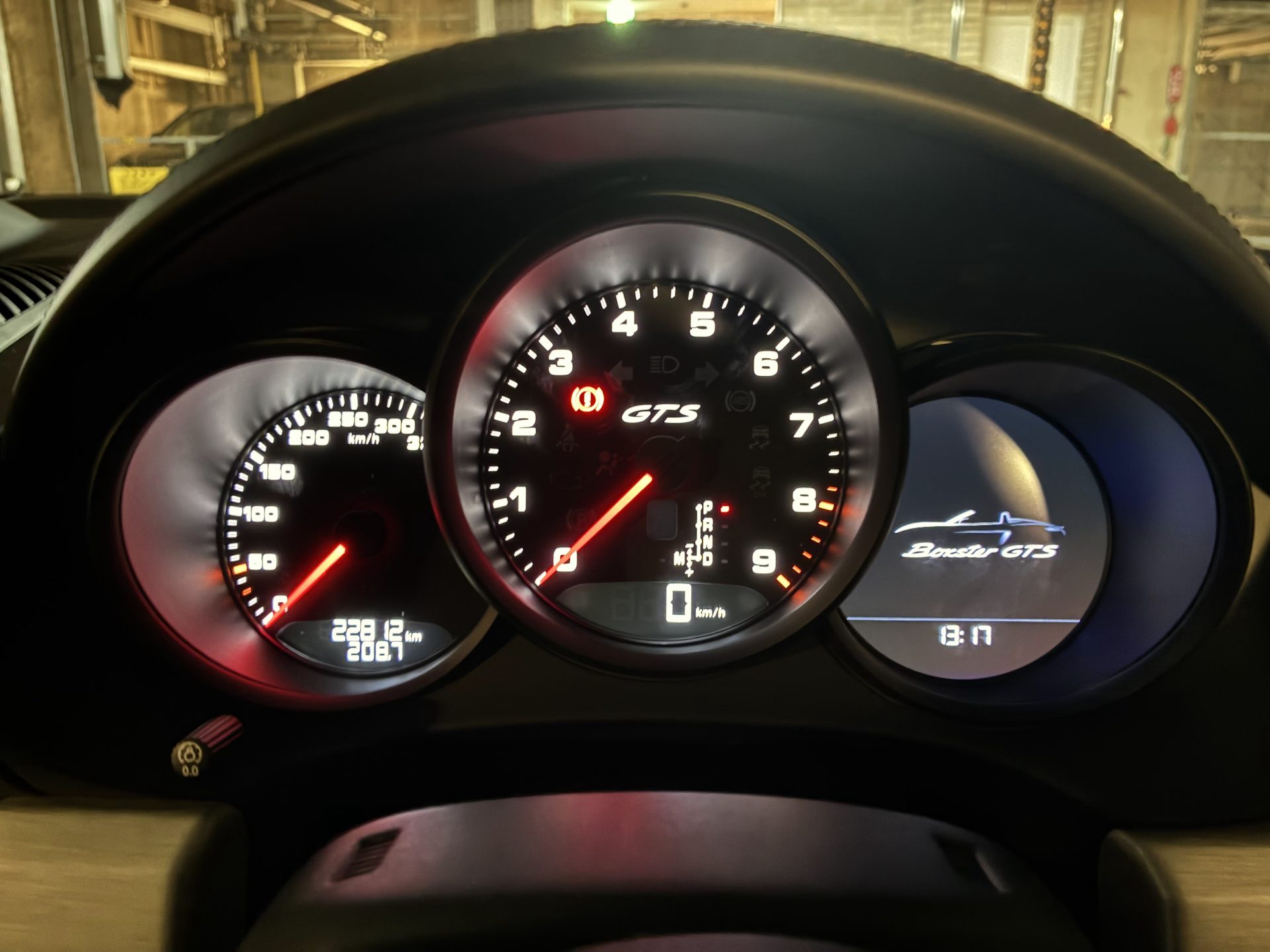 ポルシェ 718ボクスター パーキングブレーキ不具合